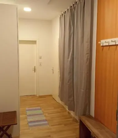 Retrowohnung Im Herzen Von Апартаменты *